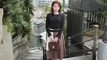 First-time Filming: Housewife Documentary – Miharu Hisamatsu (includes Highlights)