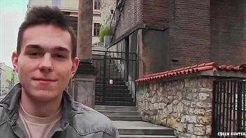 Czech Hunter 529 – Amateur Paid Gay Scene