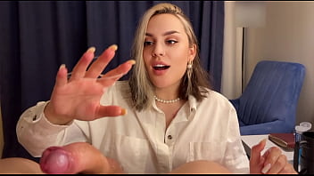 The Most Amazing Stepmom’s Handjob