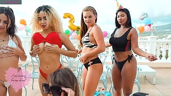 Beach Party Vibes…