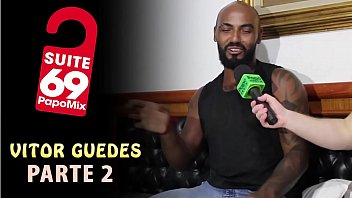 Suite69 – Vitor Guedes, Ator Pornô, Compartilha Vivência Como Passivo Em Cenas – Parte 2 – Siga-nos No Twitter @tvpapomix