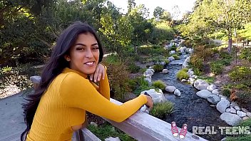 Real Teens – Amateur Latina Teen Sophia Leone Pov Sex