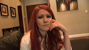 Sovereign Syre Receives Fisting From Elle Alexandra