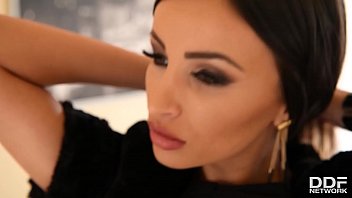 Sex Goddess Alyssia Kent Satisfies Her Dp Desires