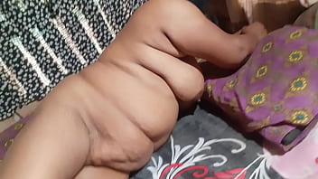 Hot Indian Couples’ Steamy Homemade Sex Tape