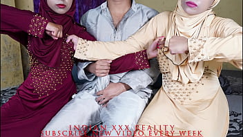 Indian Muslim Girl In A Passionate Scene (hindi)