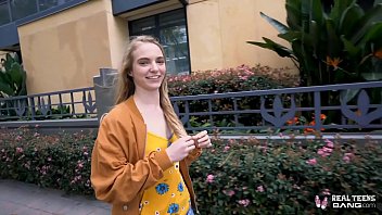 Real Teens – Petite Russian Girl’s Tight Pussy Gets Stretched