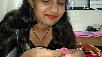 Desi Indian Couple Having Passionate Natural Sex Up Close