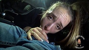 Girl Gives Head In A Car