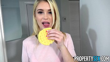 Petite Blonde Teen Hooks Up With Her Roommate