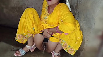 Desi Bhabhi’s Dirty Talk In Hindi Audio
