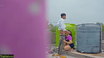 Intense Rooftop Encounter – Please Pull Out