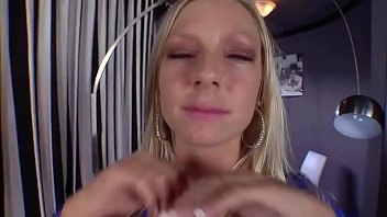 Hot Girl Gets Laid
