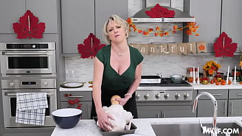 A Mischievous Mom’s Evening Meal