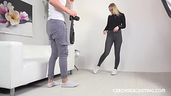 Blonde Performer Impresses During Audition