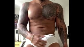 Viktor Rom: Latino Daddy Bear Outdoor Fun
