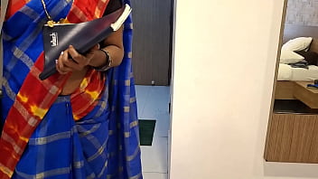 Tamil Married Saleswoman Has Steamy Affair With Indian Men
