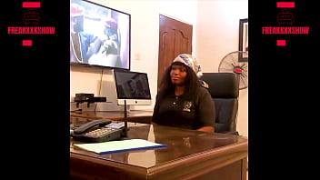 Office Squirt And Sex With A Big-bottomed Employee. Subscribe To Red.