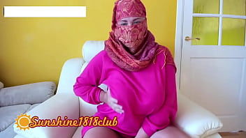 Live Webcam With Khalifa, An Arabic Muslim Girl, At 9:30