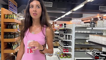 Public Supermarket Cumwalk – Outdoor Facial Blowjob