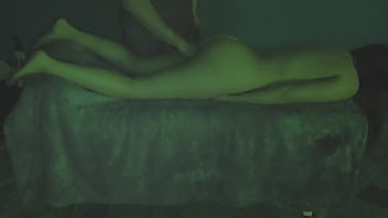 First Time Massage Client Receives Manual And Vibrator Stimulation To Climax