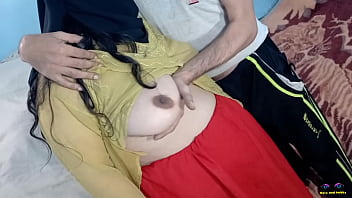 Desi Woman In Hijab And Goggles Has Explicit Encounter On Table With Clear Hindi Audio