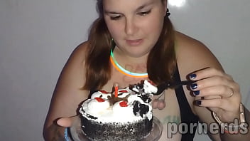Birthday Girl Gets 11 Loads On Her Cake