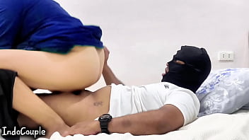 Indonesian Muslim Wife Tastes Husband’s Semen For The First Time