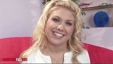 Sultry Blonde Enjoys Intimate Pleasures