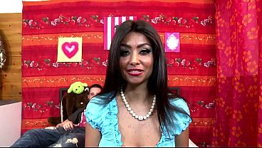 Hot Latina Mom