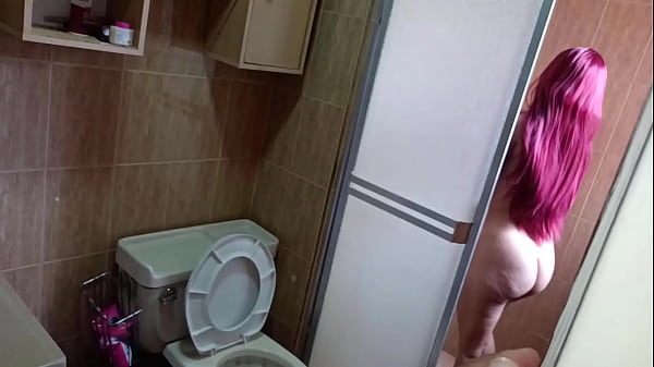 I’ve Been Watching My Slutty Niece In The Bathroom For Days, She Leaves The Door Open. Today I Decided To Take Her, And What A Surprise, The Girl Wants Dick And I Wreck Her Ass.