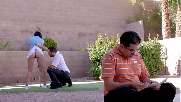 Rachel Starr, The Juicy Pawg, Cheats On Husband With Golf Instructor
