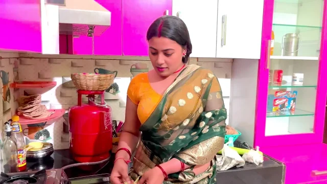 Step-mom Craves My Hard Cock While Missing Step-dad