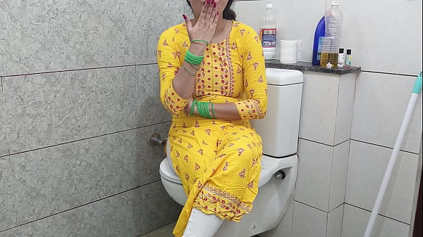 Stepmom And Stepson Have A Steamy Encounter In The Bathroom With Hindi Audio