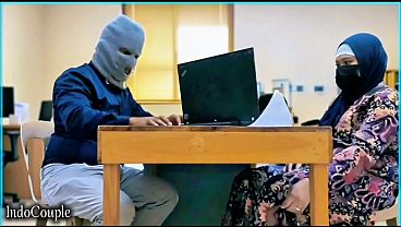 Muslim Wife In Hijab Cheats With Coworker. Secretary Enjoys Using Her Favorite Vibrator.