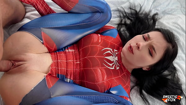 Sweetie Fox’s Hottest New Videos All In One Place!