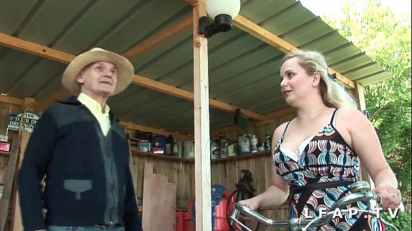 Petite Blonde With Big Breasts And A Big Butt Enjoys A Threesome With An Older Man