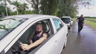 Muscular Cop Catches Flasher And Takes Action In Public