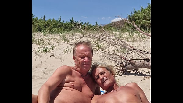 Live Adult Show Recording, Nude Beach, Mobile 4k, Trans Woman And Cis Man, May 19, 2025