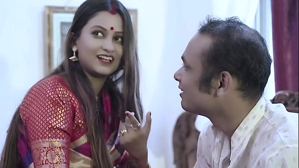 Desi Husband Pounds His Wife’s Wet Pussy With Hindi Dirty Talk