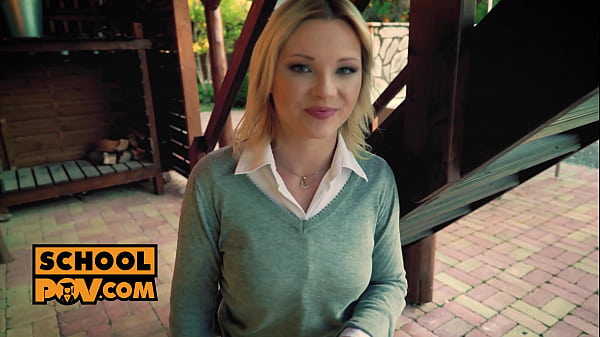 Innocent Zazie Skymm Takes It Up The Ass For Her First Time