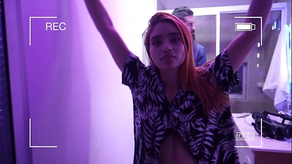 Sultry Yaira Gets Herself Off In A Solo Fingering Session