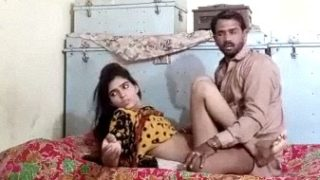 Desi Village Babe Pounded By A Rough Trucker On The Roadside