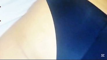 Fucking A Milf’s Tight Cunt With A Cucumber