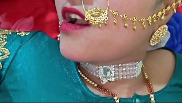 Hot Indian Couple’s Steamy Bedroom Session With Clear Hindi Moans