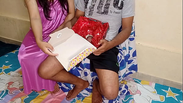 Indian Xxx Step Mom Gets A Special Cake Box Surprise On Her Birthday With Hindi Moans