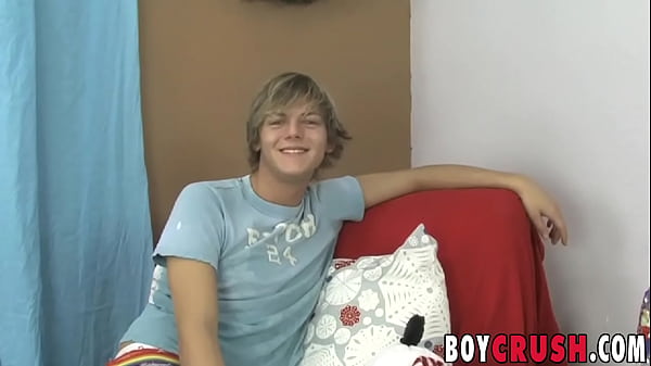 Slim Twink Dillon Samuels Gets His Cock Sucked While Jerking Off