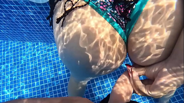 I Found A Huge-ass Stranger Chick Jerking Off In The Pool, So I Swapped Her Plastic Dildo For My Real Cock.