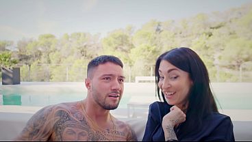 Horny Italian Milf Silvia Preslar Takes A Big Black Gang Bang Out In The Garden