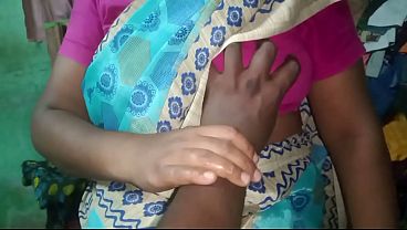 Indian Housewife Priyanka’s Homemade Fuck Session